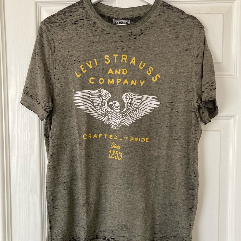 Levi’s Tee Shirt